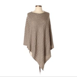 Beryll Cashmere Poncho. One size.